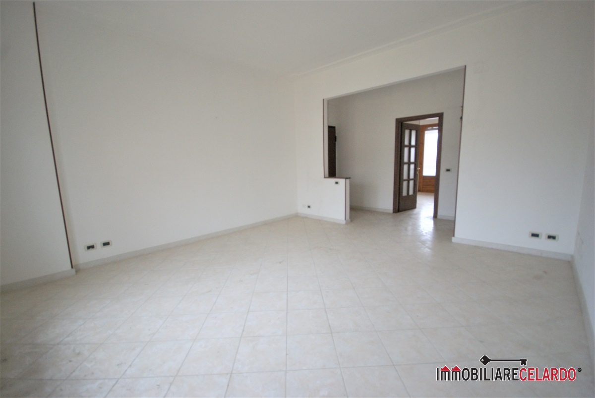 2 Bed, ApartmentFor Sale, Poggibonsi, Siena, Toscana