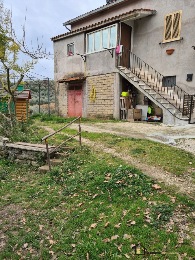 2 Bed, ApartmentFor Sale, Montopoli di Sabina, Rieti, Lazio