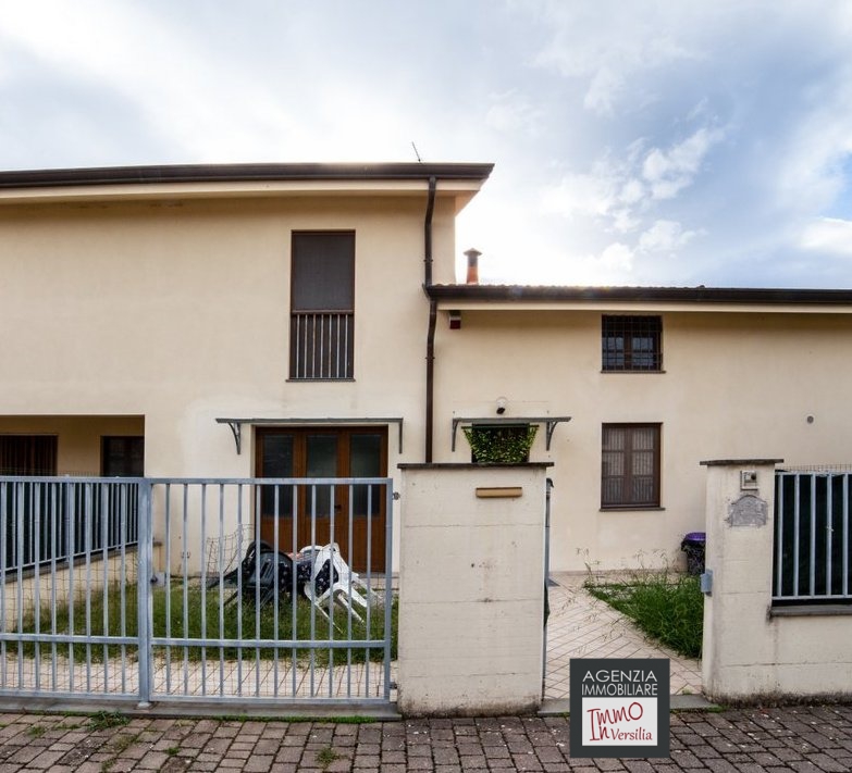 2 Bed, HouseFor Sale, Lucca, Toscana