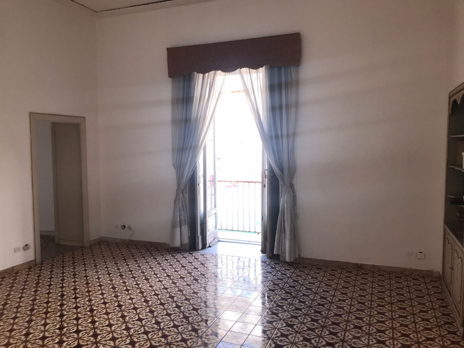 2 Bed, ApartmentFor Sale, Napoli, Campania