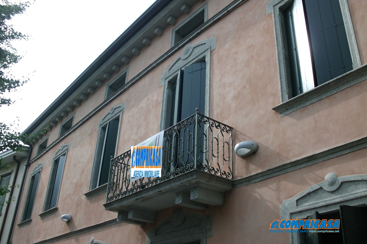 2 Bed, ApartmentFor Sale, Padova, Veneto