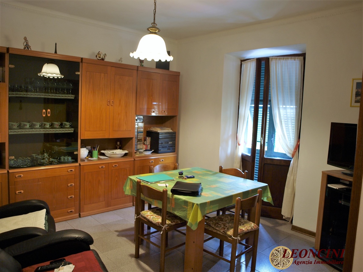 2 Bed, ApartmentFor Sale, Villafranca in Lunigiana, Toscana