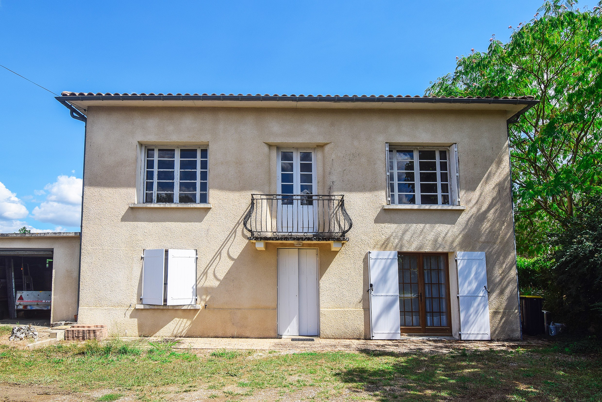 4 Bed, 1 Bath, HouseFor Sale, Miramont de guyenne, Lot-et-Garonne, Aquitaine, 47800