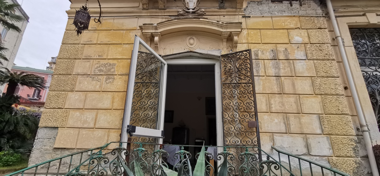 4 Bed, ApartmentFor Sale, Napoli, Campania