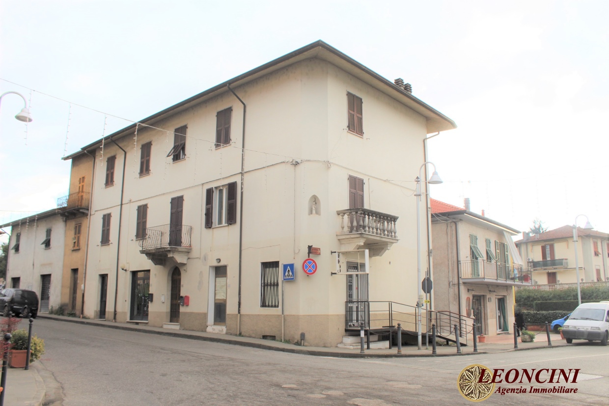 2 Bed, ApartmentFor Sale, Villafranca in Lunigiana, Toscana