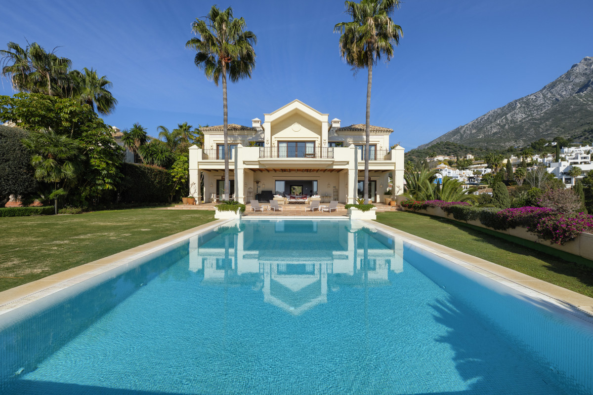 5 Bed, 5 Bath, HouseFor Sale, Marbella, Malaga