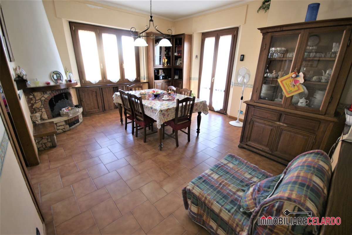 3 Bed, ApartmentFor Sale, Siena, Toscana