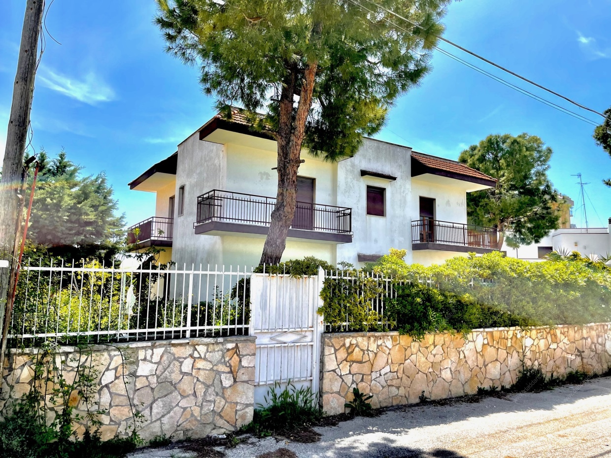 4 Bed, HouseFor Sale, Taranto, Puglia