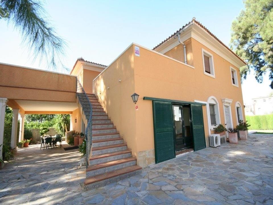 4 Bed, 2 Bath, HouseFor Sale, Pamis, Alicante