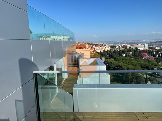 4 Bed, 4 Bath, ApartmentFor Sale, Lisboa, Lisboa