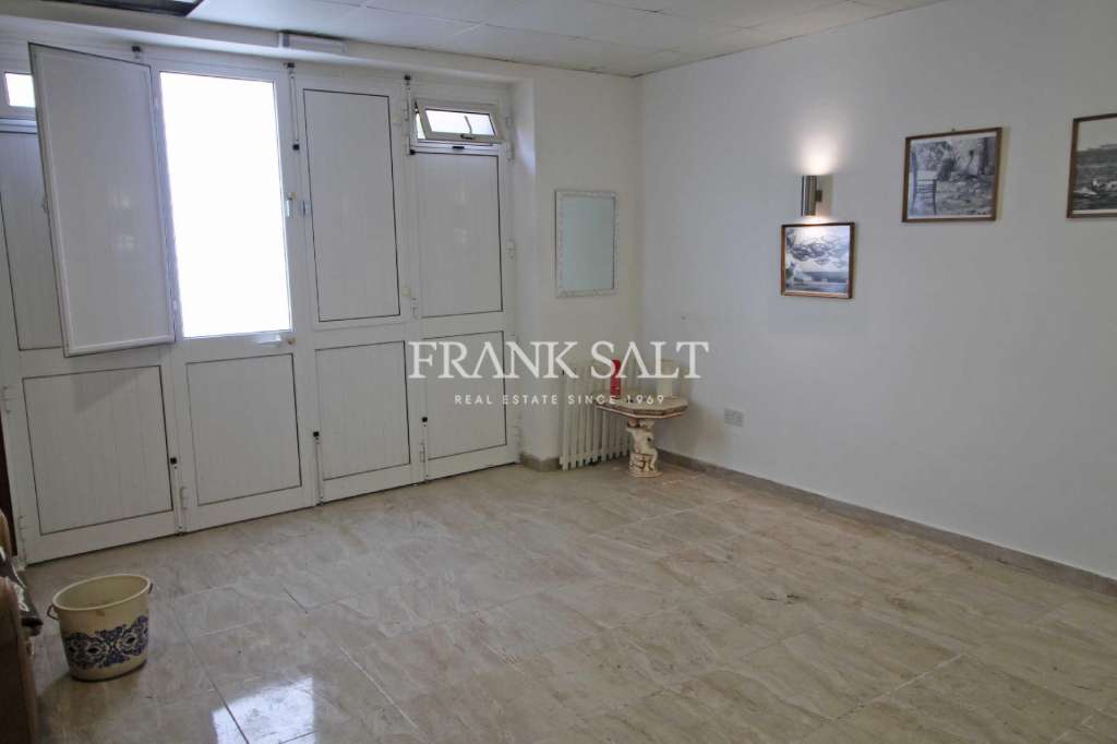 Commercial Property, For Sale