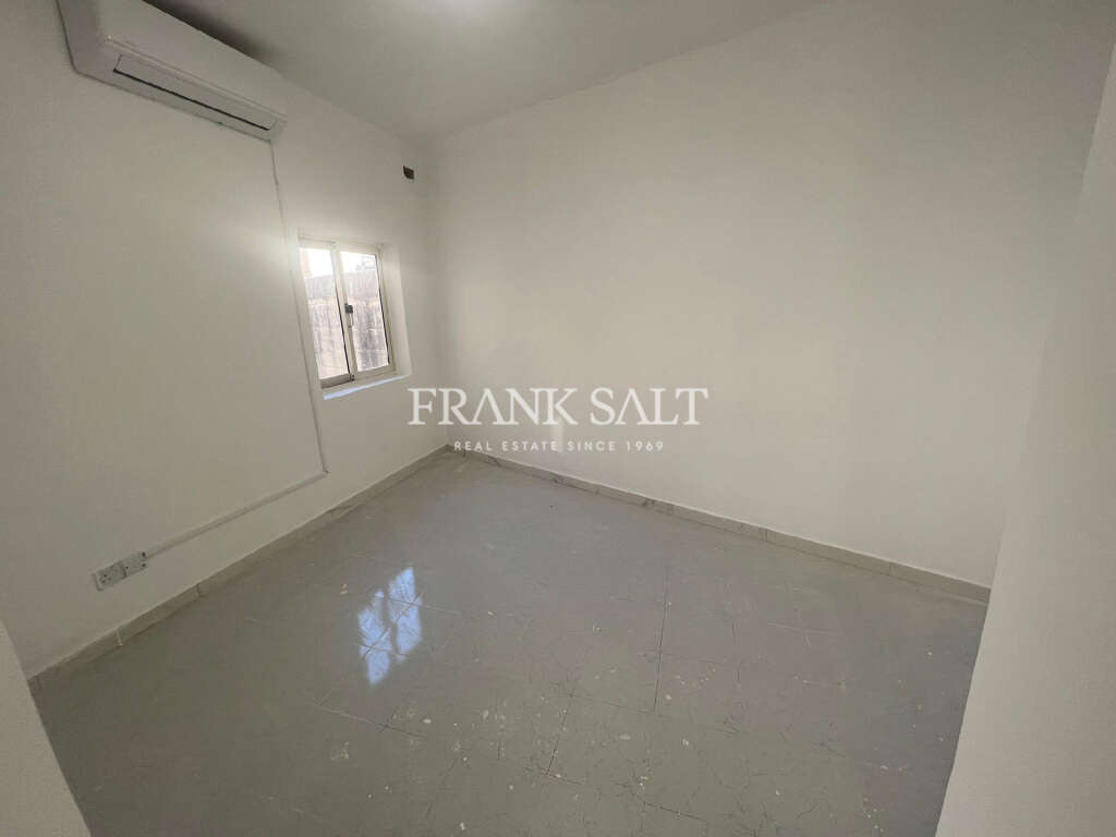 2 Bed, ApartmentFor Sale, Marsascala, Malta