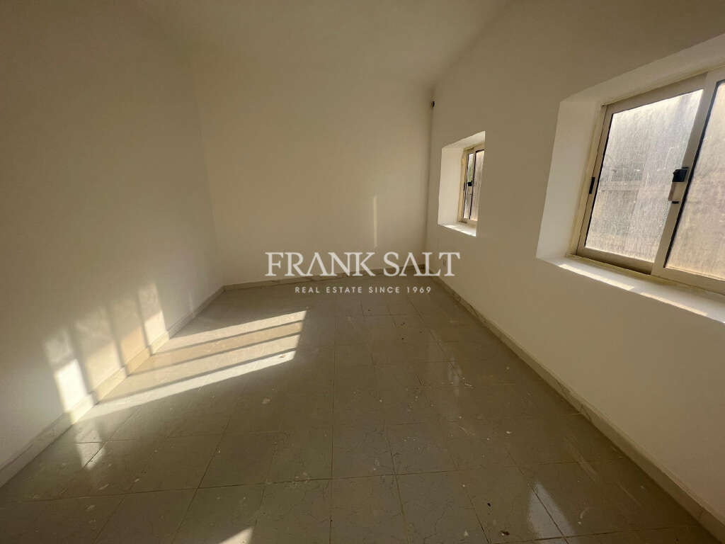 2 Bed, ApartmentFor Sale, Marsascala, Malta