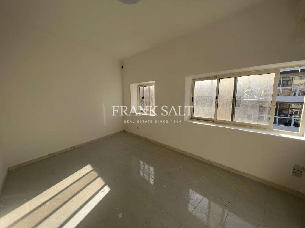 2 Bed, ApartmentFor Sale, Marsascala, Malta