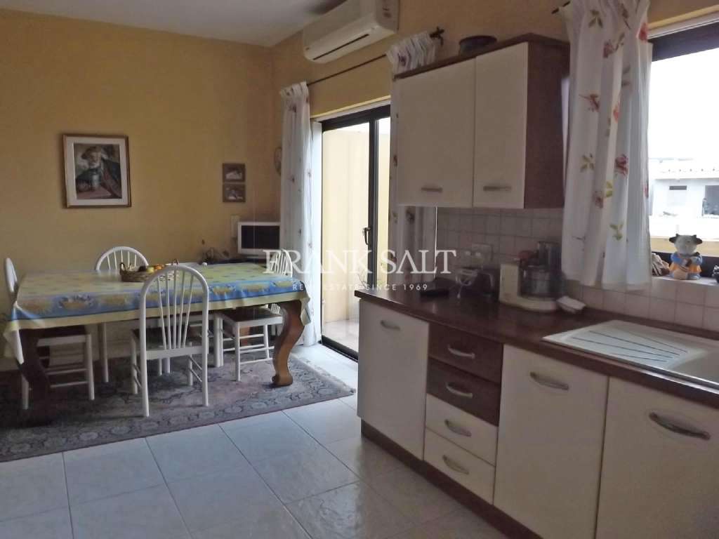 3 Bed, ApartmentFor Sale, Marsascala, Malta
