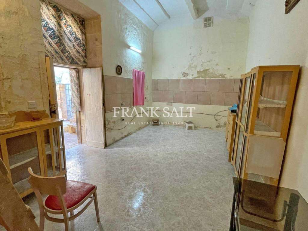 Commercial Property, For Sale