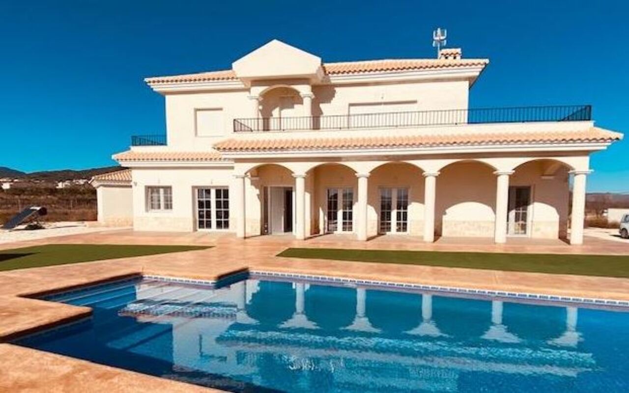 3 Bed, 3 Bath, HouseFor Sale, Pinoso, Valencia