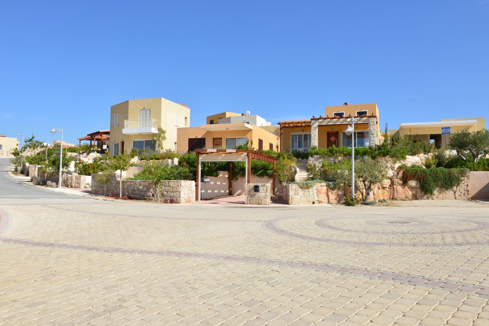 3 Bed, 3 Bath, ApartmentFor Sale, Chloraka, Paphos