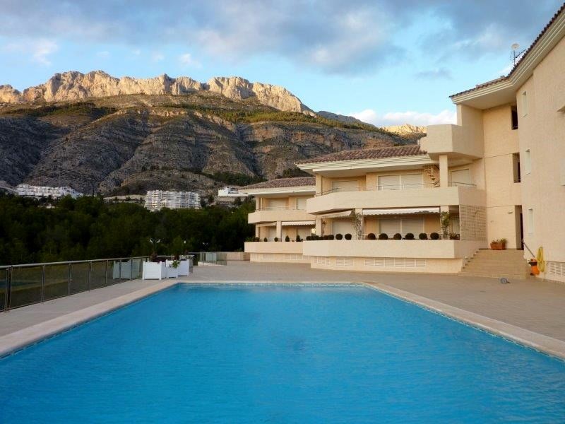 Altea, 4 Bedrooms Bedrooms, ,For Sale,ka990 - EXPT - OPF