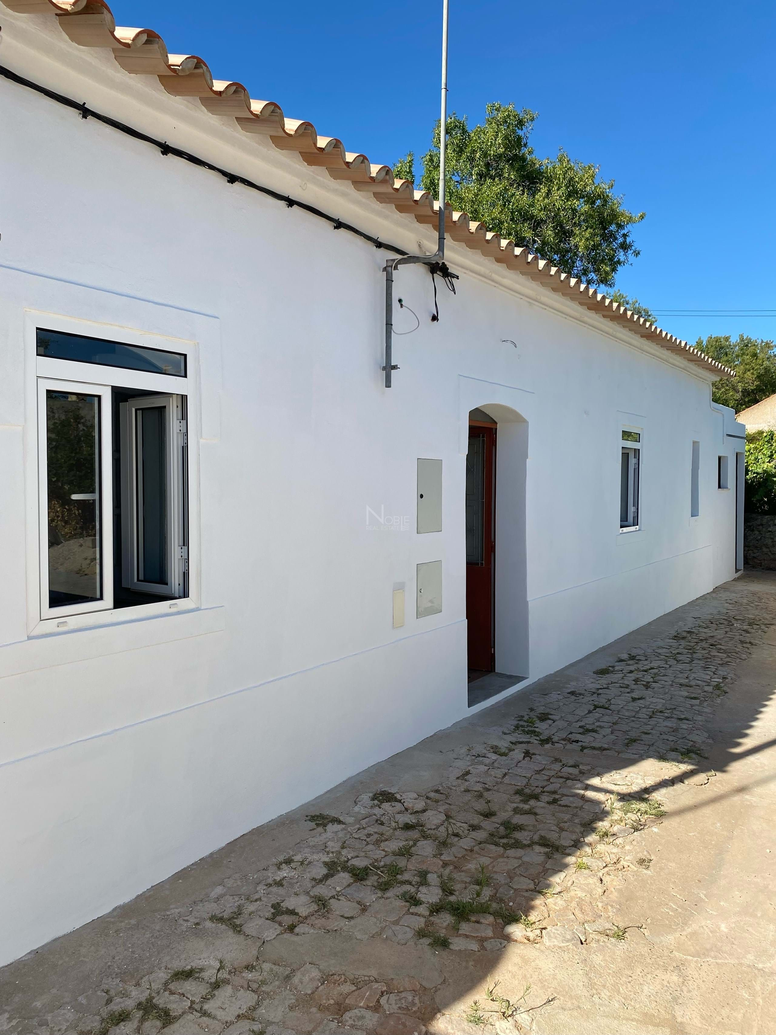 2 Bed, 1 Bath, HouseFor Sale, Silves, Faro