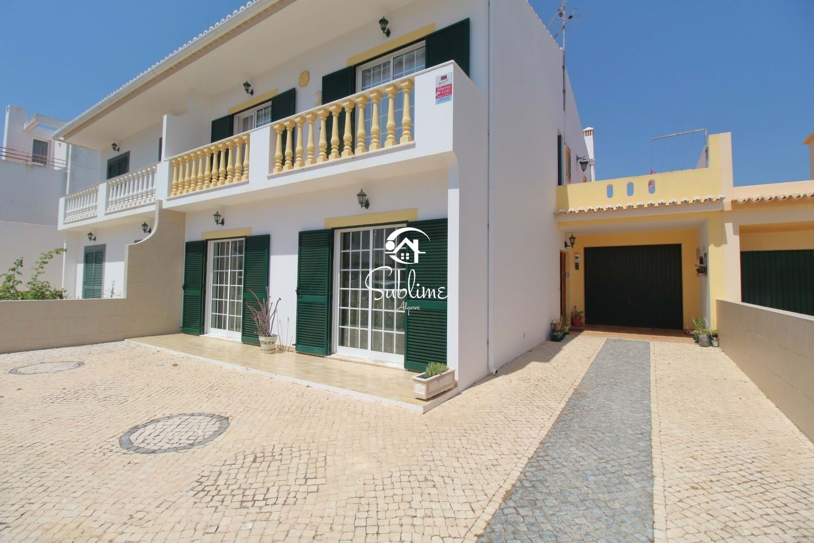 4 Bed, 3 Bath, HouseFor Sale, Lagos, Faro, 8600-536