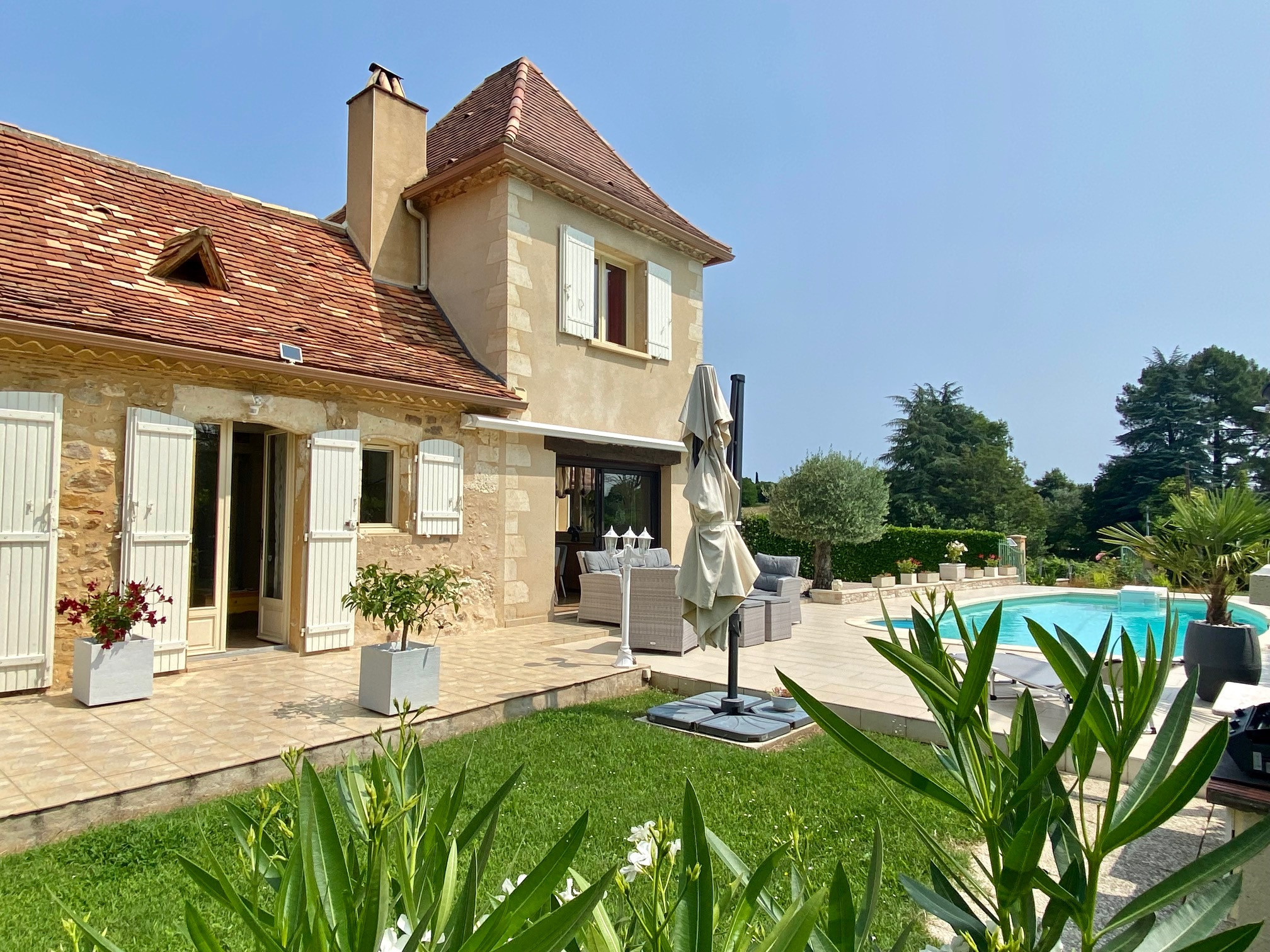 4 Bed, 2 Bath, HouseFor Sale, Bergerac, Dordogne, Aquitaine, 24100