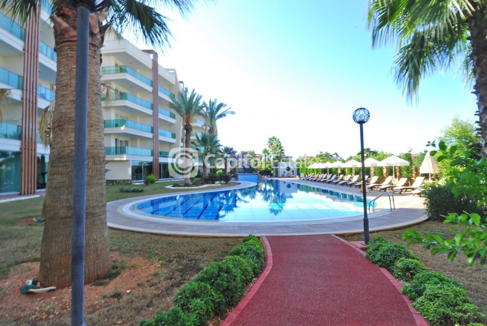 3 Bed, 2 Bath, ApartmentFor Sale, Oba