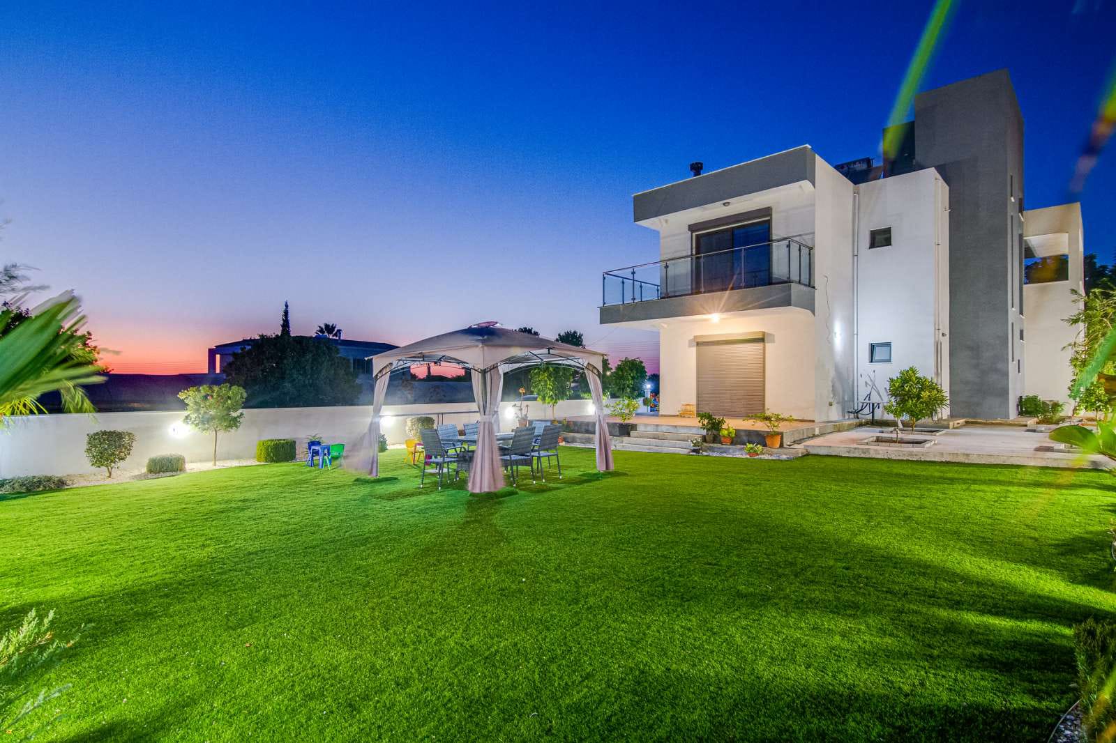 4 Bed, 2 Bath, HouseFor Sale, Paphos, Paphos