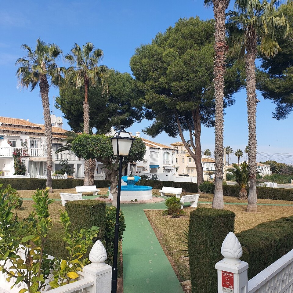 2 Bed, 2 Bath, HouseFor Sale, Los Balcones, Alicante