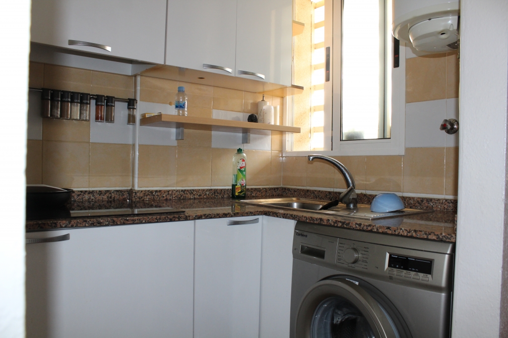 2 Bed, 1 Bath, ApartmentFor Sale, Torrevieja, Alicante