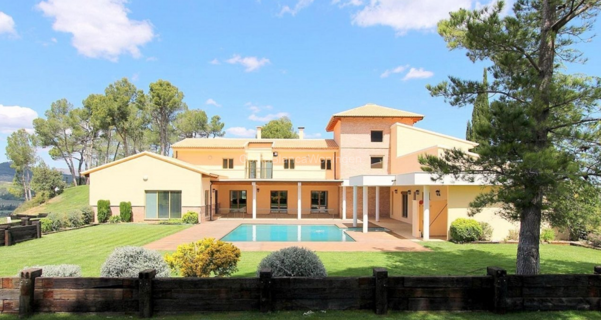 6 Bed, 8 Bath, HouseFor Sale, Penaguila, Alicante