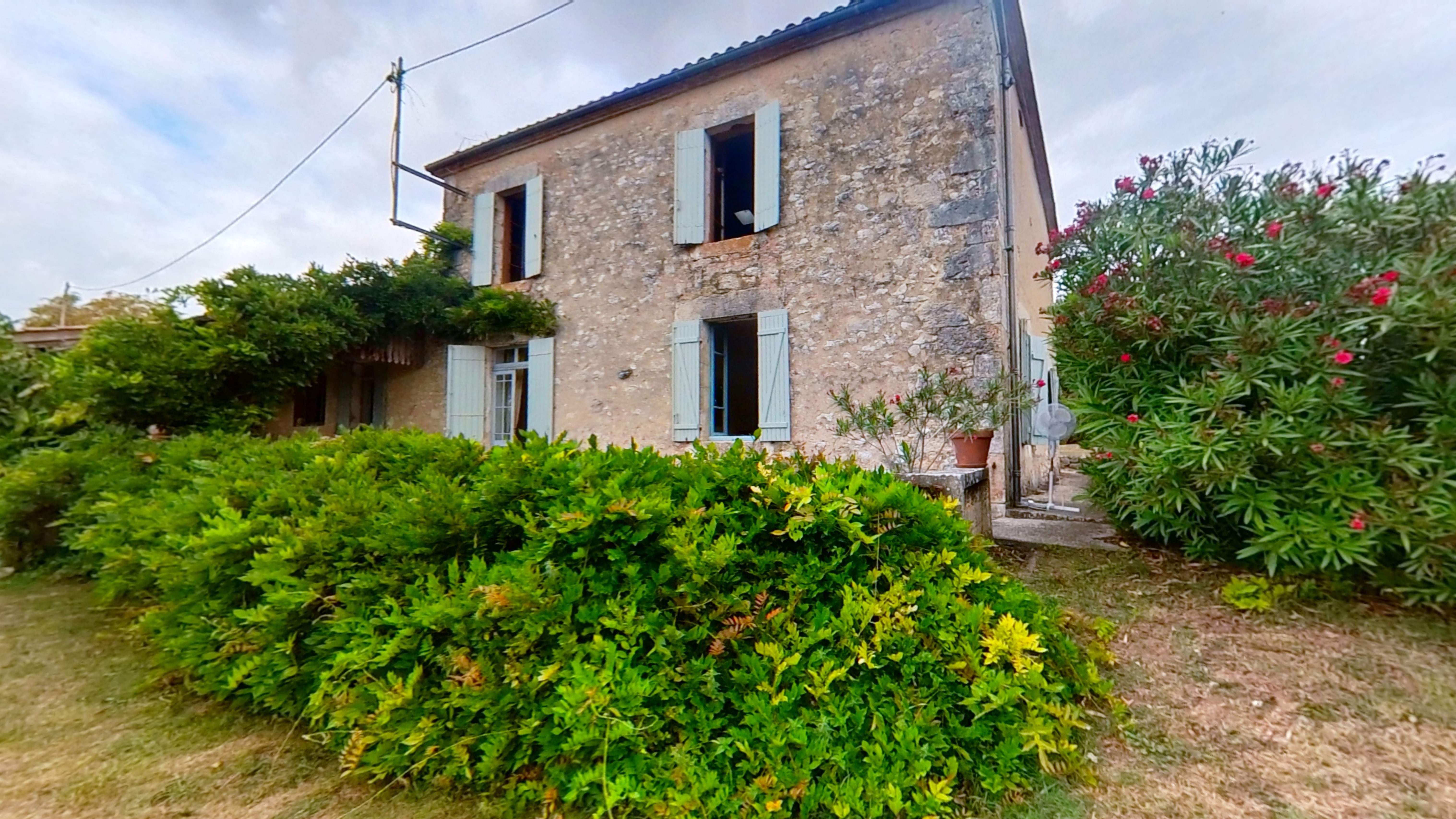 4 Bed, 1 Bath, HouseFor Sale, Eymet, Dordogne, Aquitaine, 24500