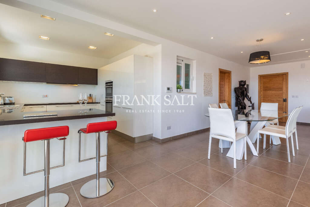 2 Bed, ApartmentFor Sale, Fort Cambridge, Malta