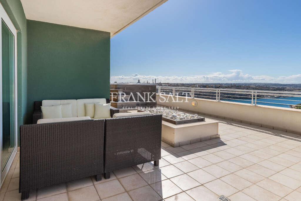 2 Bed, ApartmentFor Sale, Fort Cambridge, Malta