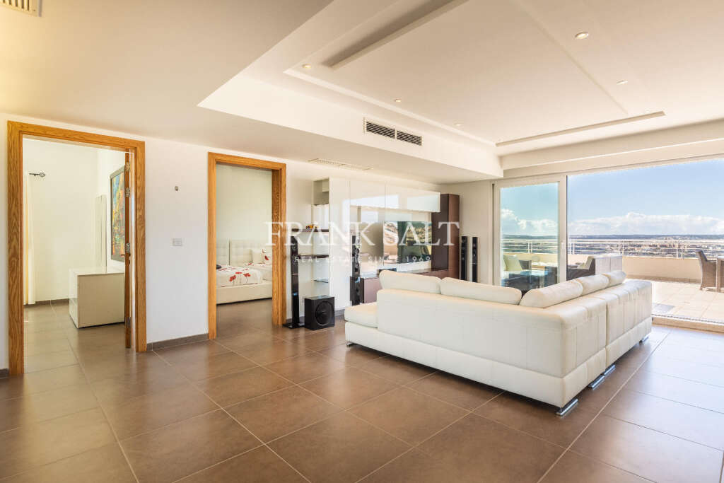 2 Bed, ApartmentFor Sale, Fort Cambridge, Malta