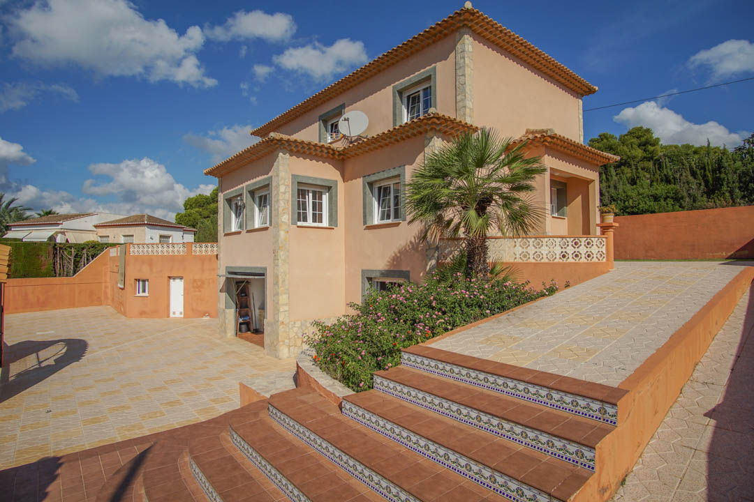 5 Bed, 3 Bath, HouseFor Sale, Calpe, Alicante