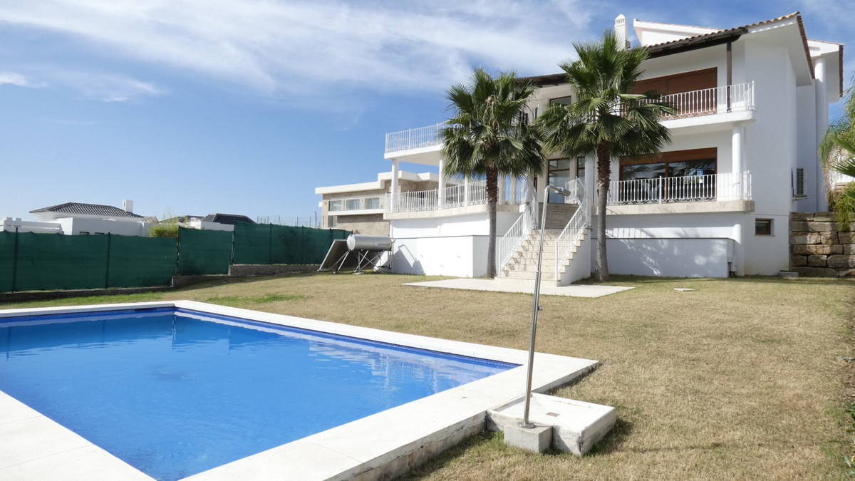 4 Bed, 4 Bath, HouseFor Sale, Los Flamingos, Malaga