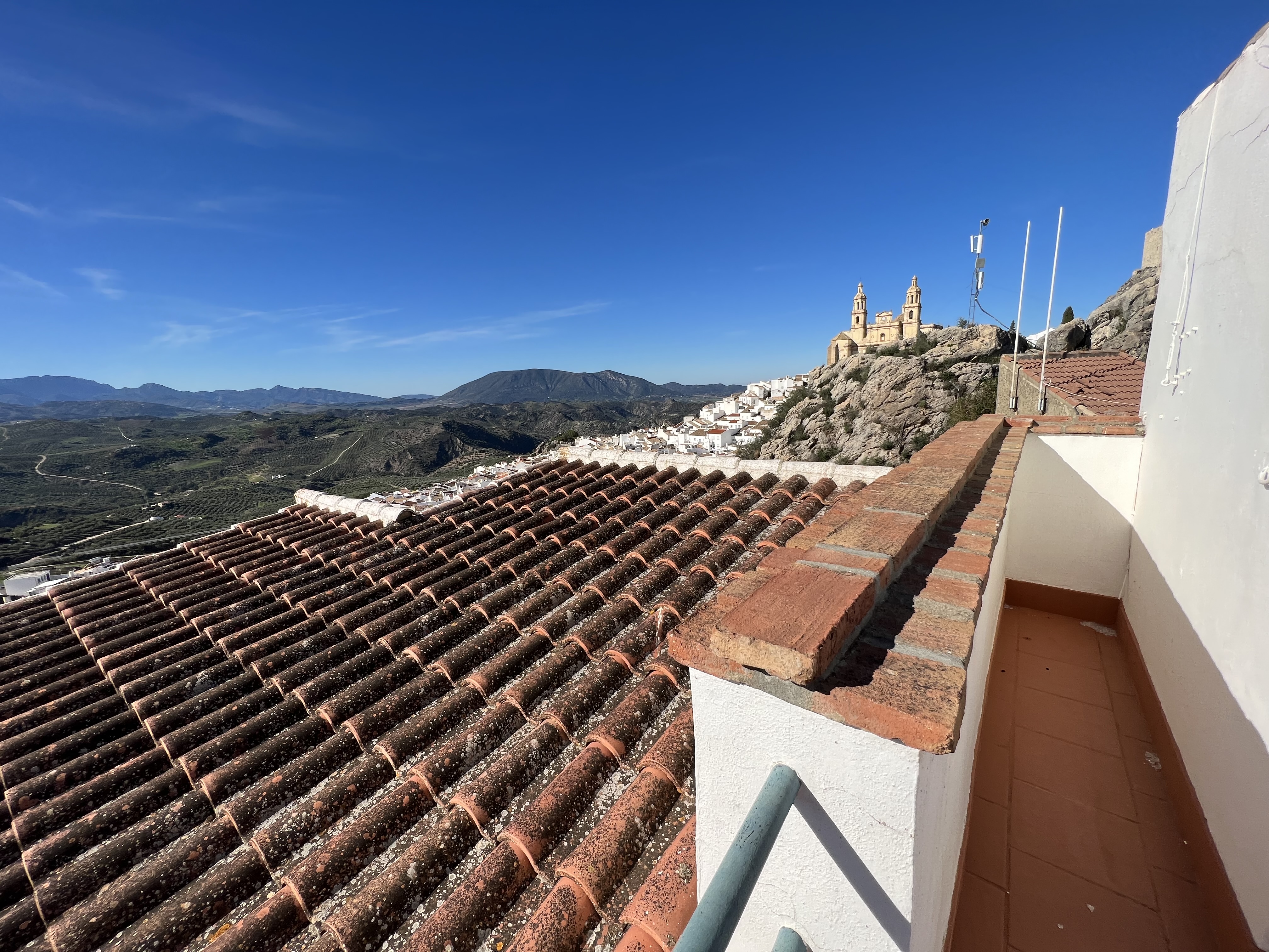 3 Bed, 1 Bath, HouseFor Sale, Olvera, Andalucia