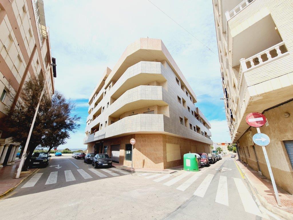 2 Bed, 2 Bath, ApartmentFor Sale, La Mata, Alicante