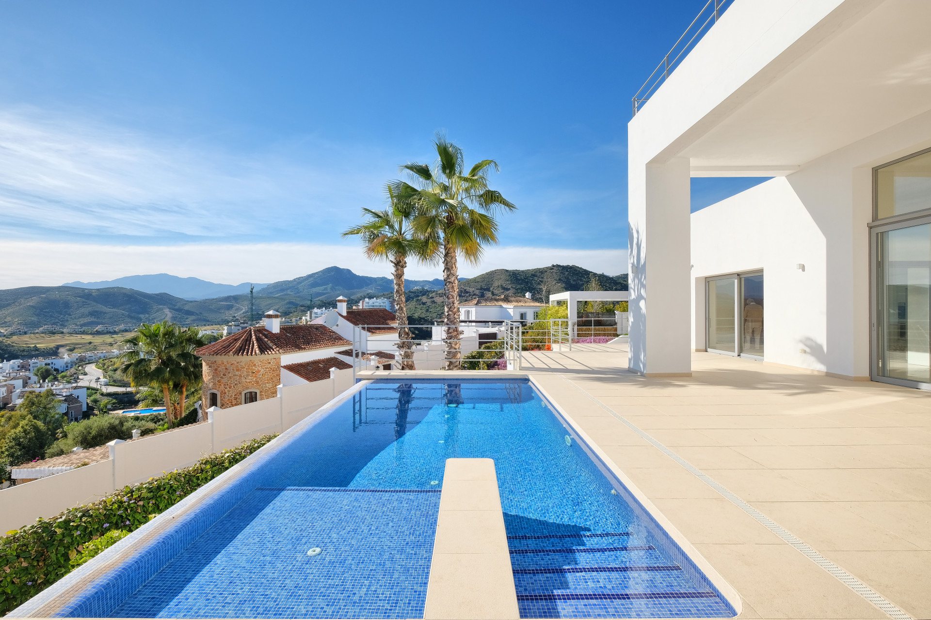 4 Bed, 4 Bath, HouseFor Sale, Benahavis, Malaga