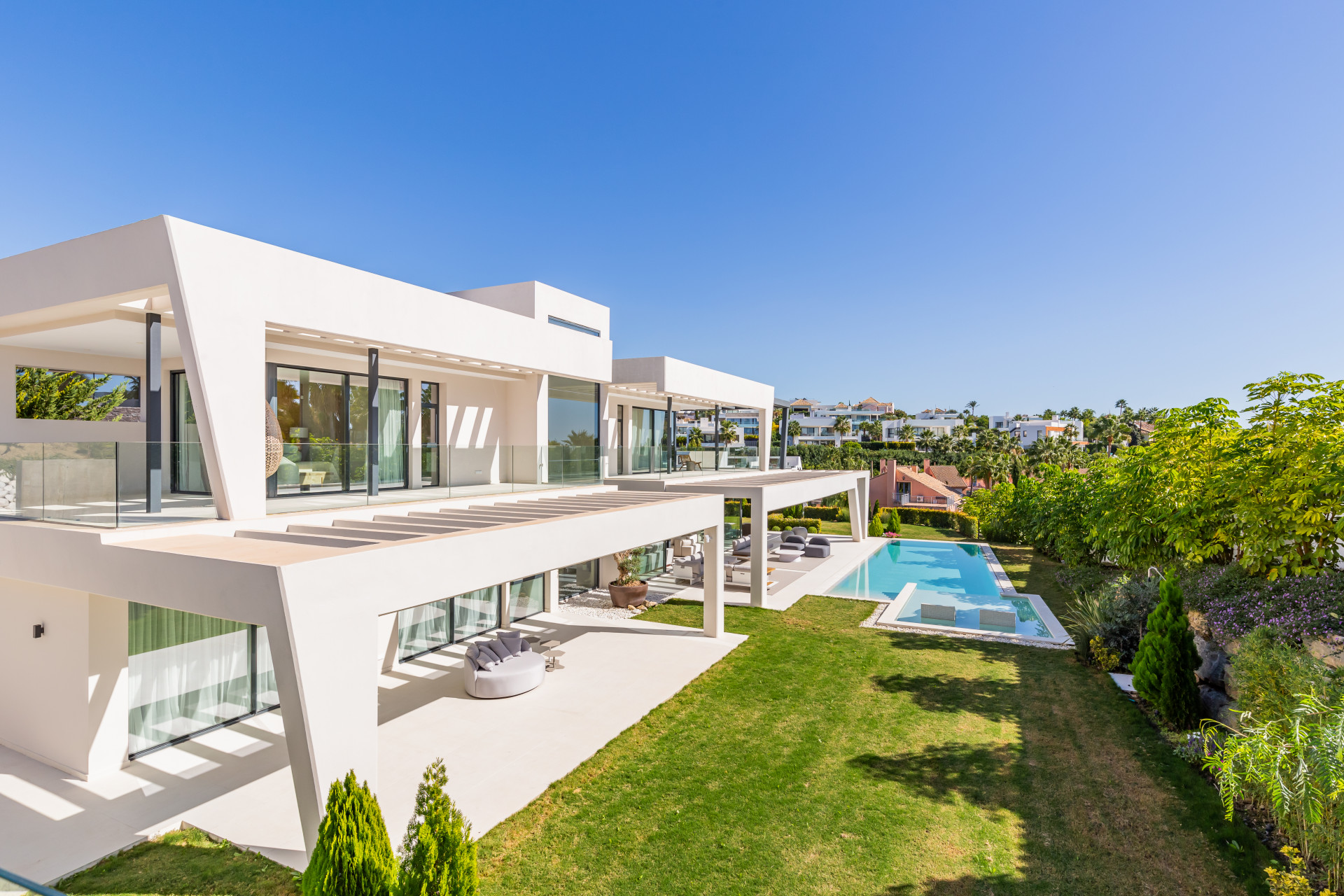 6 Bed, 7 Bath, HouseFor Sale, Marbella, Malaga