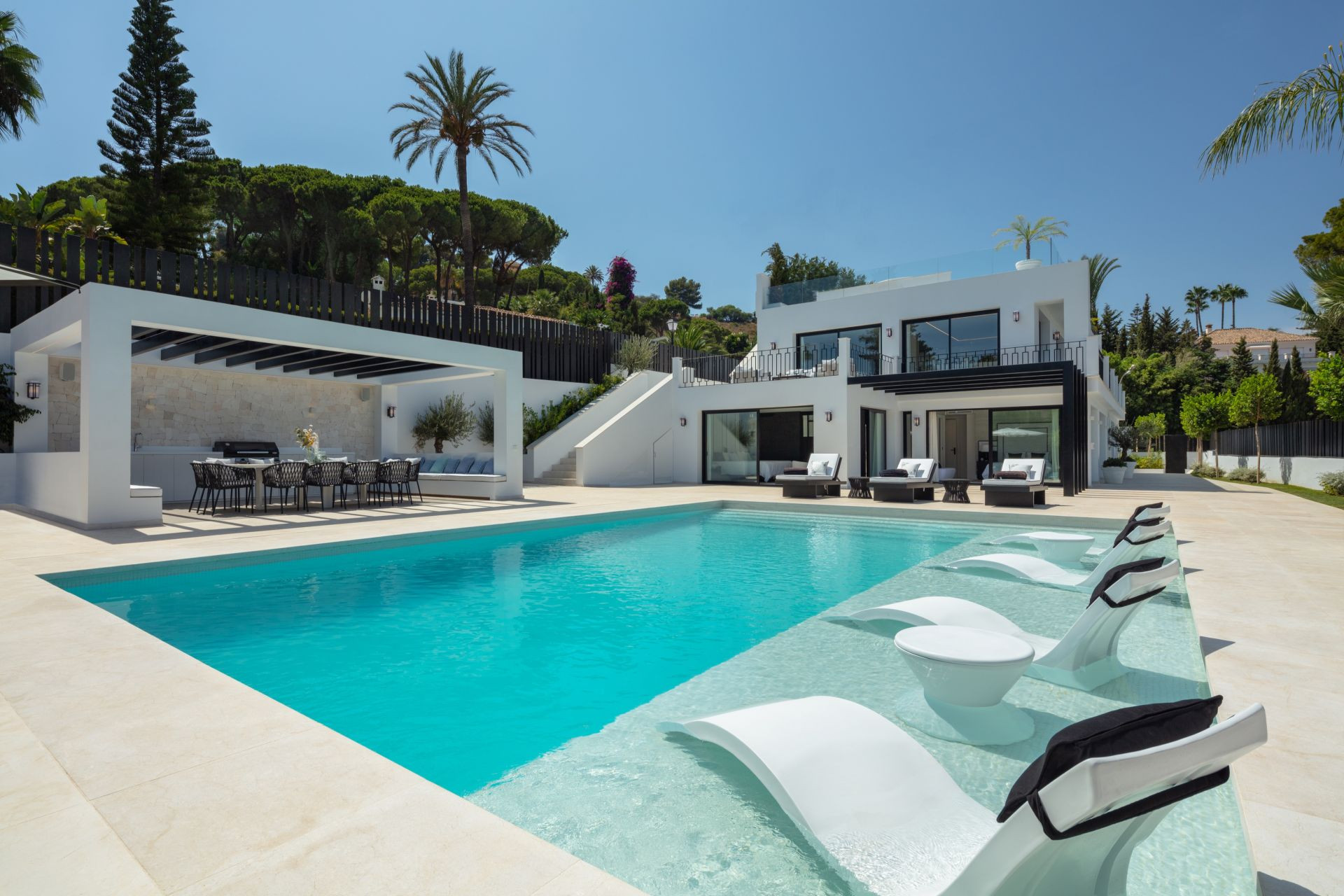 5 Bed, 5 Bath, HouseFor Sale, Marbella, Malaga