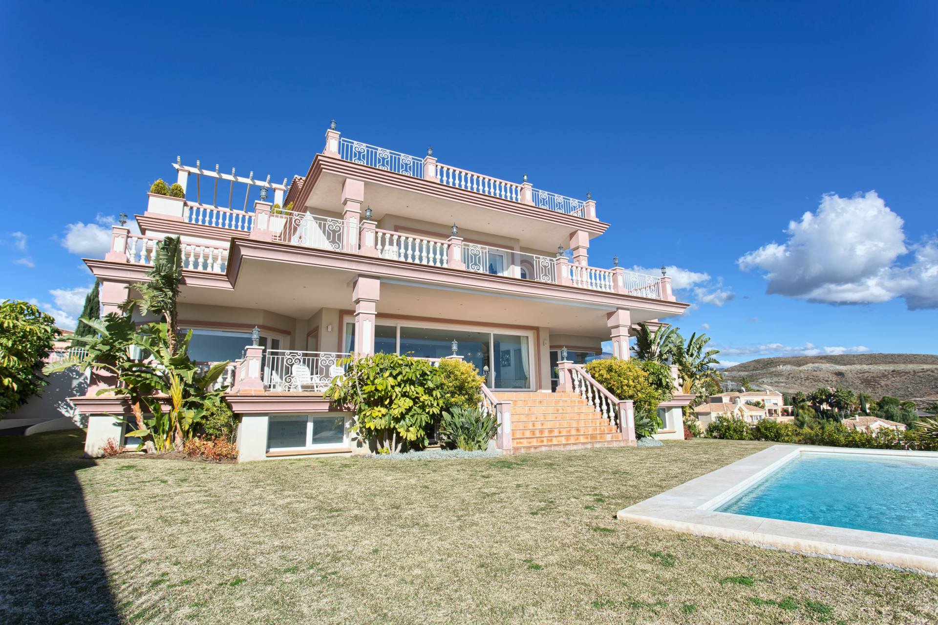 8 Bed, 8 Bath, HouseFor Sale, Benahavis, Malaga