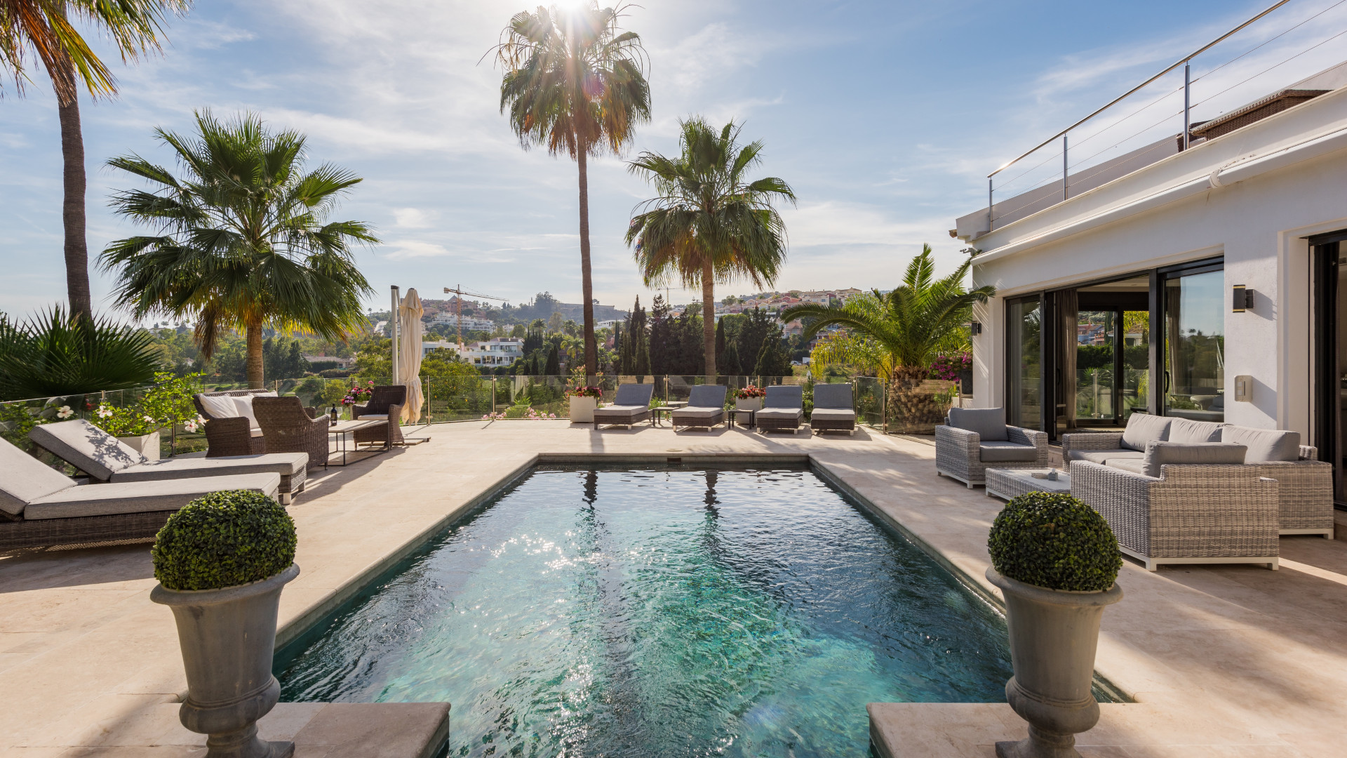 5 Bed, 4 Bath, HouseFor Sale, Marbella, Malaga