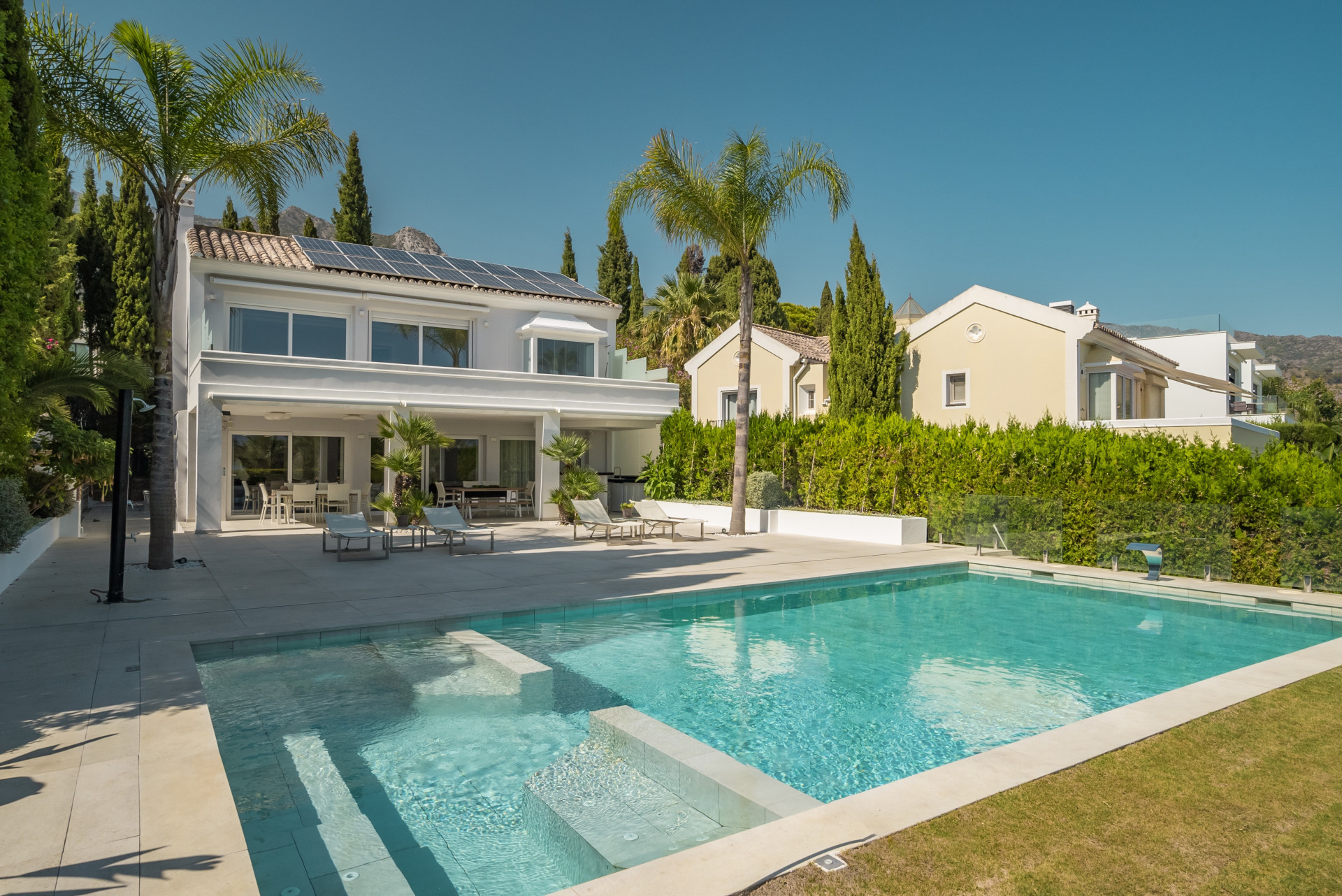 5 Bed, 5 Bath, HouseFor Sale, Marbella, Malaga