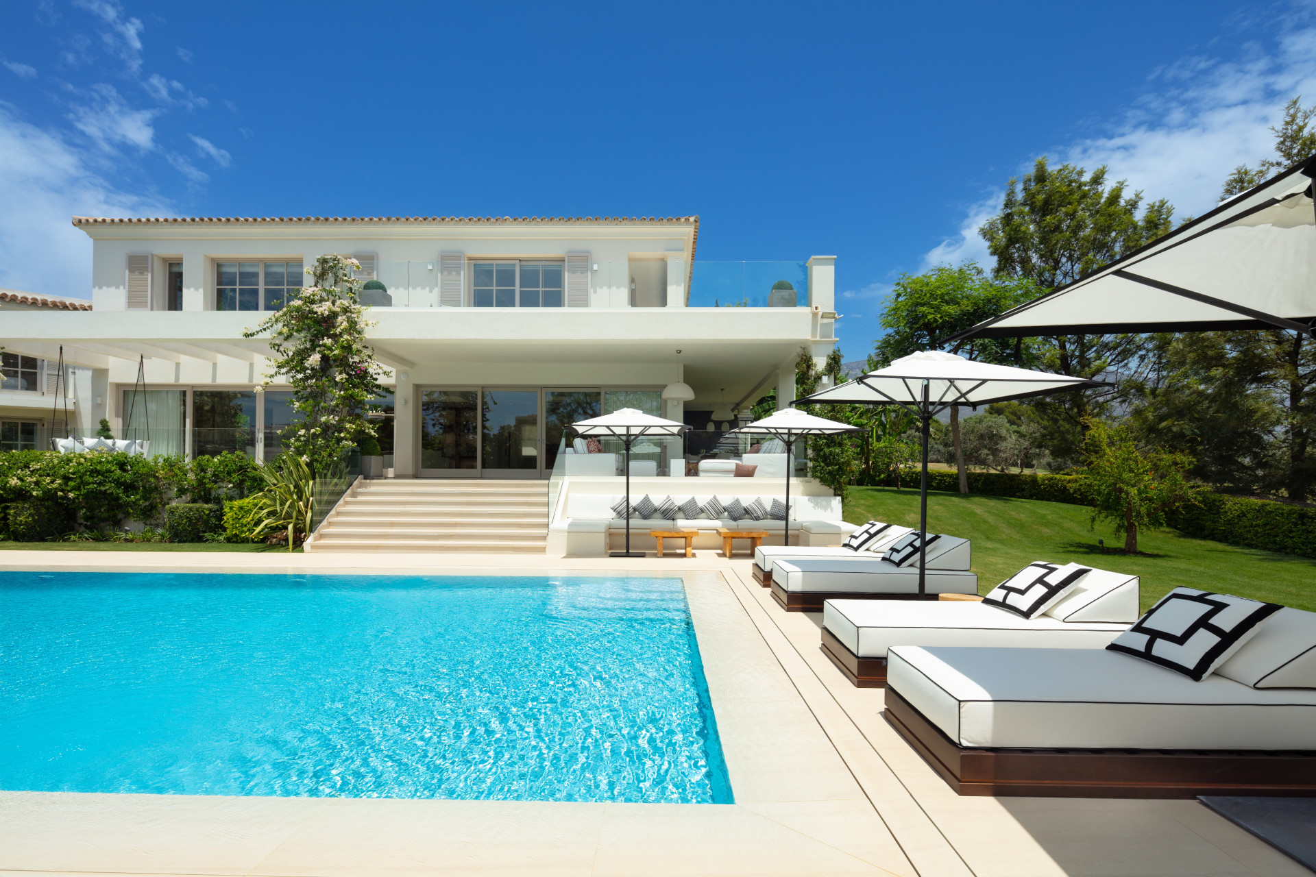 6 Bed, 6 Bath, HouseFor Sale, Marbella, Malaga