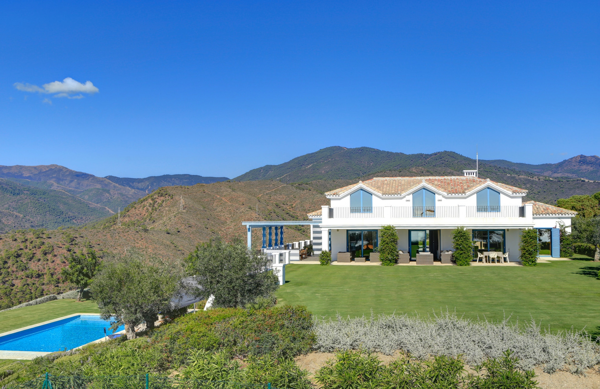 5 Bed, 6 Bath, HouseFor Sale, Benahavis, Malaga