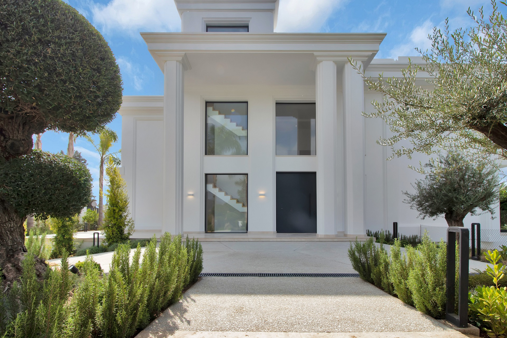 6 Bed, 6 Bath, HouseFor Sale, Marbella, Malaga