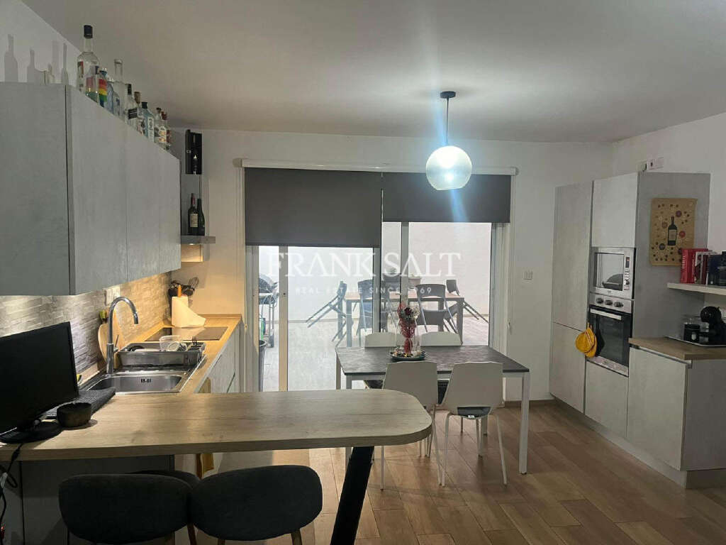 2 Bed, ApartmentFor Sale, Gwardamangia, Malta