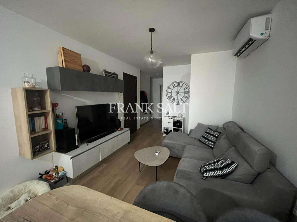 2 Bed, ApartmentFor Sale, Gwardamangia, Malta